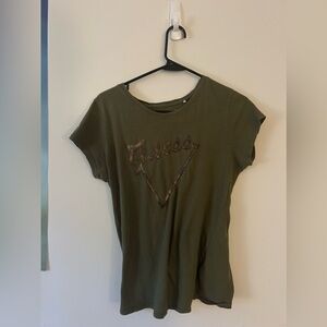 Vintage GUESS logo t shirt women’s size L